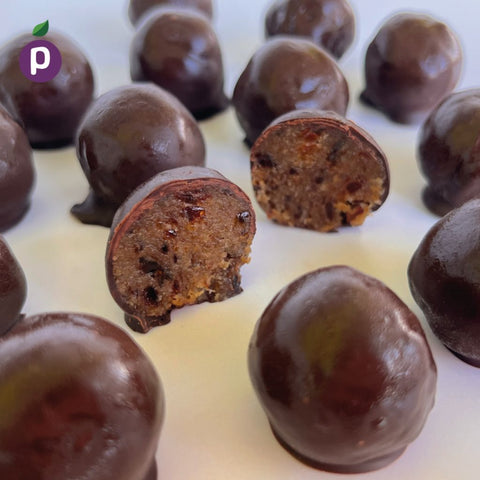 Bolitas de dátiles y almendras