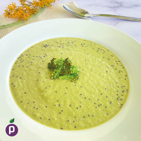 Crema de brócoli, nueces y chía